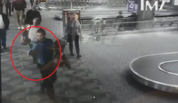 Thủ phạm vụ xả súng sân bay Mỹ lạnh lùng rút súng nã đạn